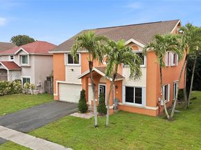 1421 SW 97th Ave, Pembroke Pines FL 33025