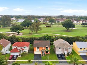 1421 SW 97th Ave, Pembroke Pines FL 33025