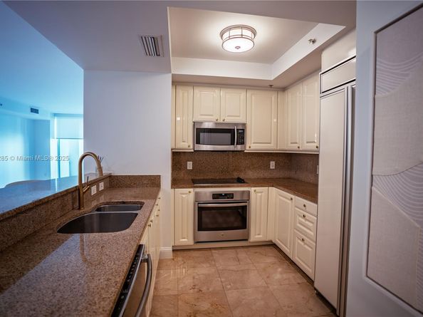 3400 SW 27th Ave 705, Miami FL 33133