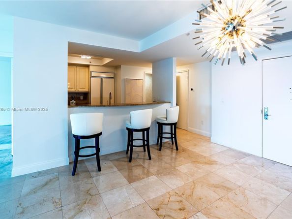 3400 SW 27th Ave 705, Miami FL 33133