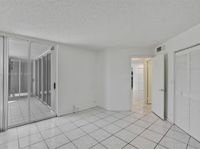 6767 Collins Ave 304, Miami Beach FL 33141