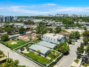 3094 Carter St, Miami FL 33133