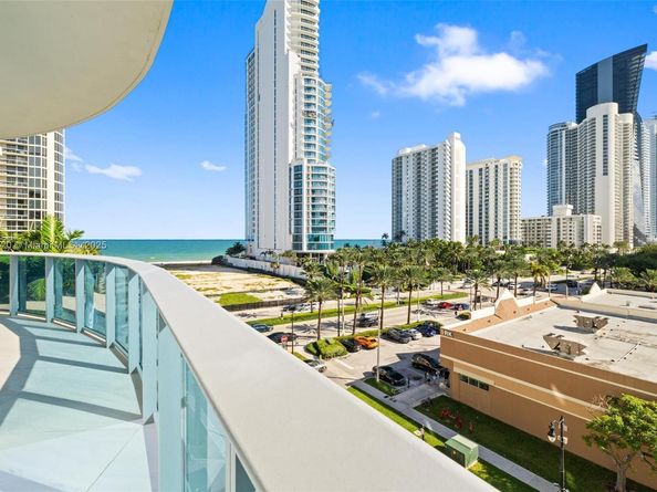 17550 Collins 501, Sunny Isles Beach FL 33160