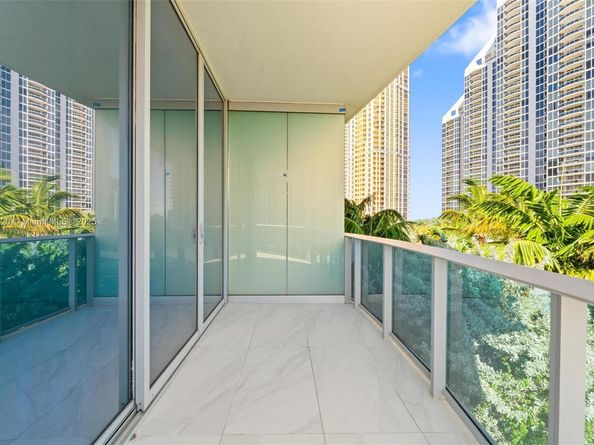 17550 Collins 501, Sunny Isles Beach FL 33160