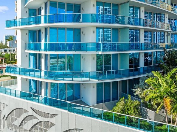 17550 Collins 501, Sunny Isles Beach FL 33160