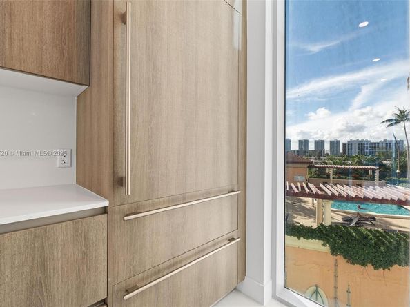 17550 Collins 501, Sunny Isles Beach FL 33160