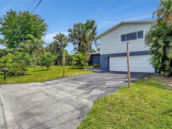 2700 SW 34th Ave, Fort Lauderdale FL 33312