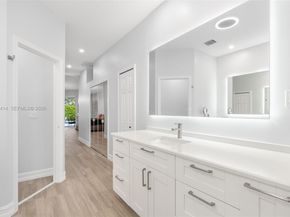 7476 Brunswick Cir, Boynton Beach FL 33472