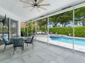 7476 Brunswick Cir, Boynton Beach FL 33472