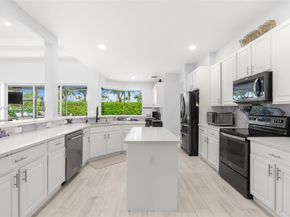 7476 Brunswick Cir, Boynton Beach FL 33472