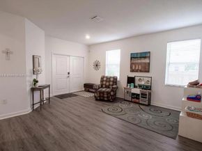 1432 SE 26th Rd, Homestead FL 33035