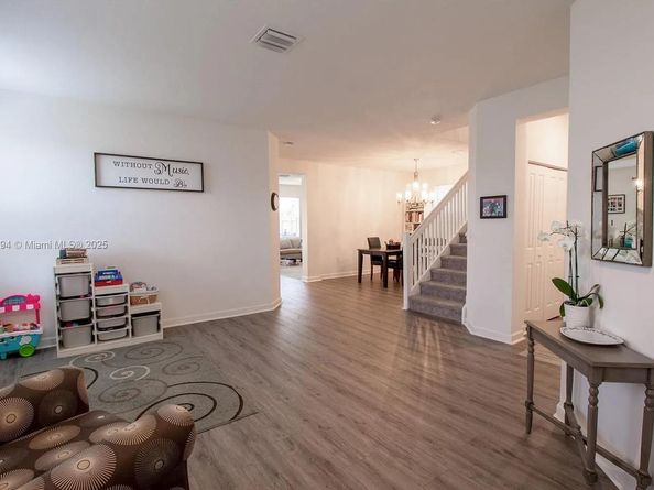 1432 SE 26th Rd, Homestead FL 33035