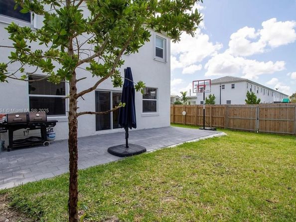 1432 SE 26th Rd, Homestead FL 33035