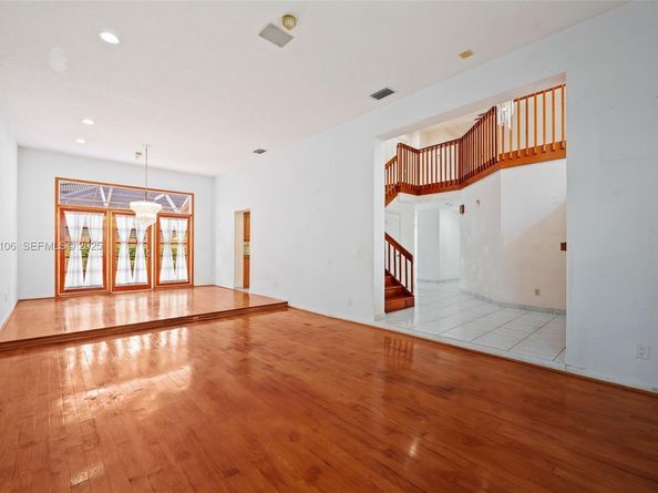 3320 Brussels Ave, Cooper City FL 33026