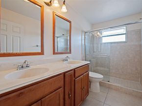 3320 Brussels Ave, Cooper City FL 33026