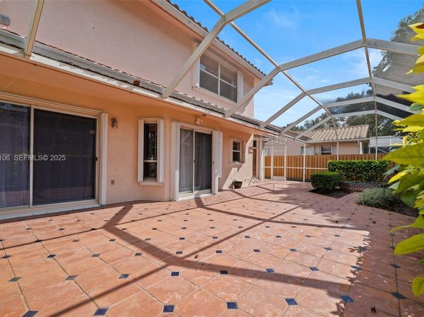 3320 Brussels Ave, Cooper City FL 33026