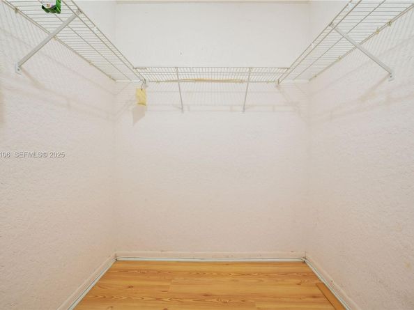 3320 Brussels Ave, Cooper City FL 33026