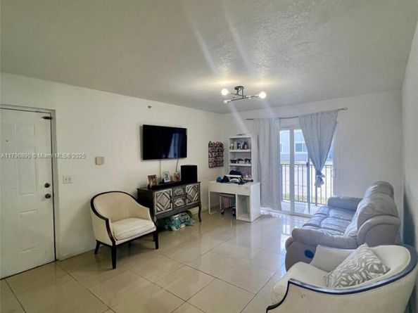 15422 SW 284th St 7104, Homestead FL 33033