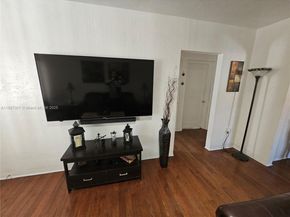 1020 SW 33rd Ave, Miami FL 33135