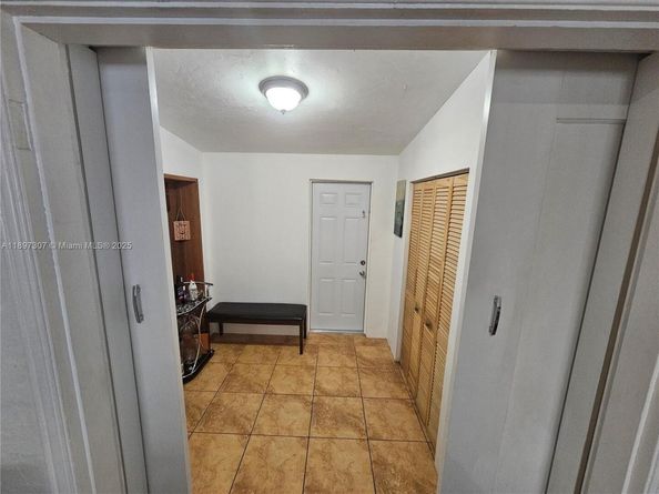 1020 SW 33rd Ave, Miami FL 33135
