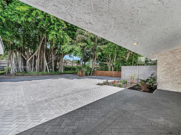 5811 SW 33 Ter, Hollywood FL 33312