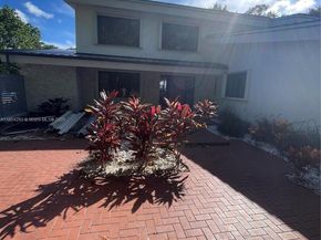 5811 SW 33 Ter, Hollywood FL 33312
