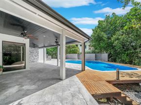 5811 SW 33 Ter, Hollywood FL 33312