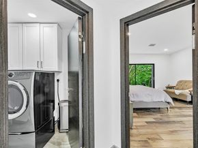 5811 SW 33 Ter, Hollywood FL 33312