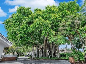 5811 SW 33 Ter, Hollywood FL 33312