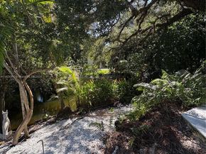 5811 SW 33 Ter, Hollywood FL 33312