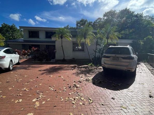 5811 SW 33 Ter, Hollywood FL 33312