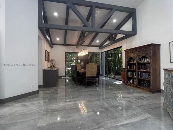5811 SW 33 Ter, Hollywood FL 33312