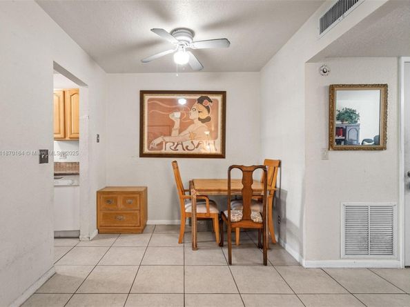 200 Croton Ave 104, Lantana FL 33462