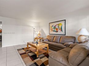 200 Croton Ave 104, Lantana FL 33462