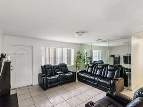 4371 SW 24th St, Fort Lauderdale FL 33317