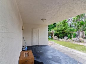 4371 SW 24th St, Fort Lauderdale FL 33317