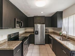 4371 SW 24th St, Fort Lauderdale FL 33317