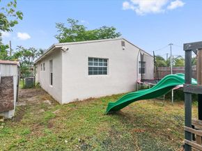 4371 SW 24th St, Fort Lauderdale FL 33317