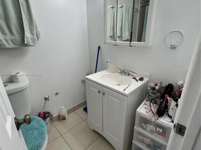 9240 Fontainebleau Blvd 207, Miami FL 33172