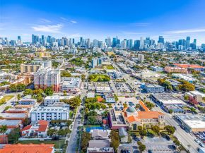 1342 NW 1st St, Miami FL 33125