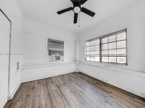 1342 NW 1st St, Miami FL 33125