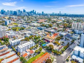 1342 NW 1st St, Miami FL 33125