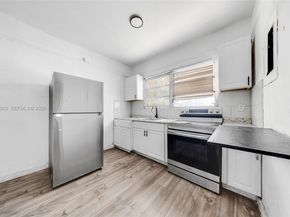 1342 NW 1st St, Miami FL 33125