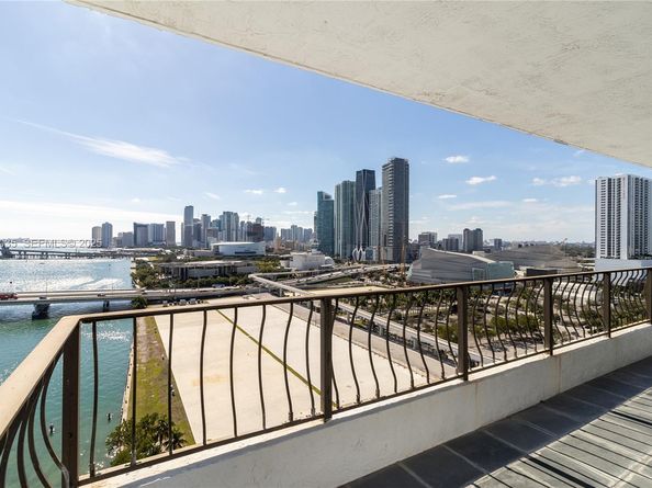 555 NE 15th St 20A, Miami FL 33132