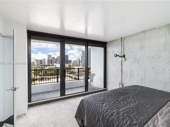 555 NE 15th St 20A, Miami FL 33132