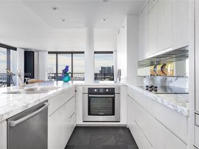 555 NE 15th St 20A, Miami FL 33132