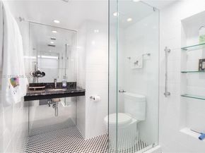 555 NE 15th St 20A, Miami FL 33132