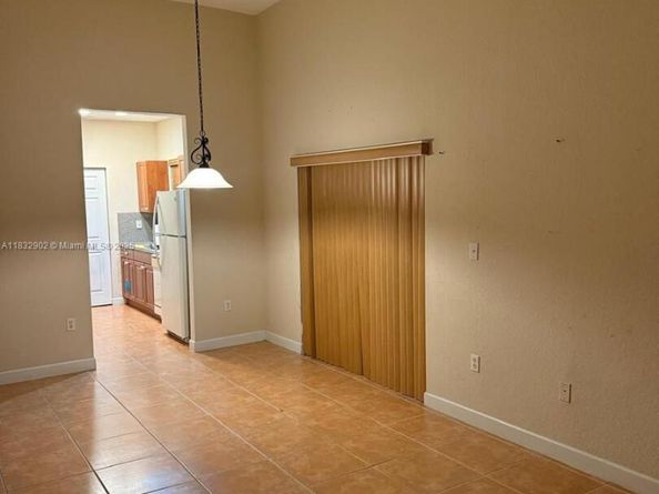 2605 NE 41st Cir, Homestead FL 33033