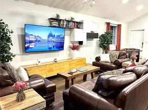 1531 NE 35th St, Oakland Park FL 33334