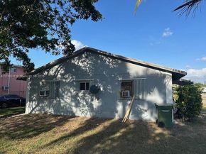 1207 NE 1st Ave, Homestead FL 33030